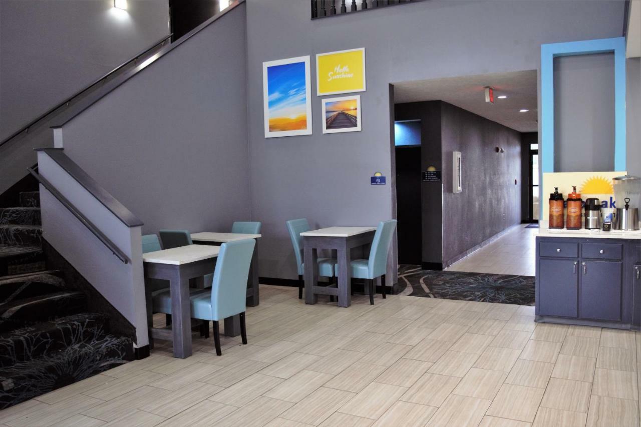Days Inn By Wyndham Montgomery Luaran gambar